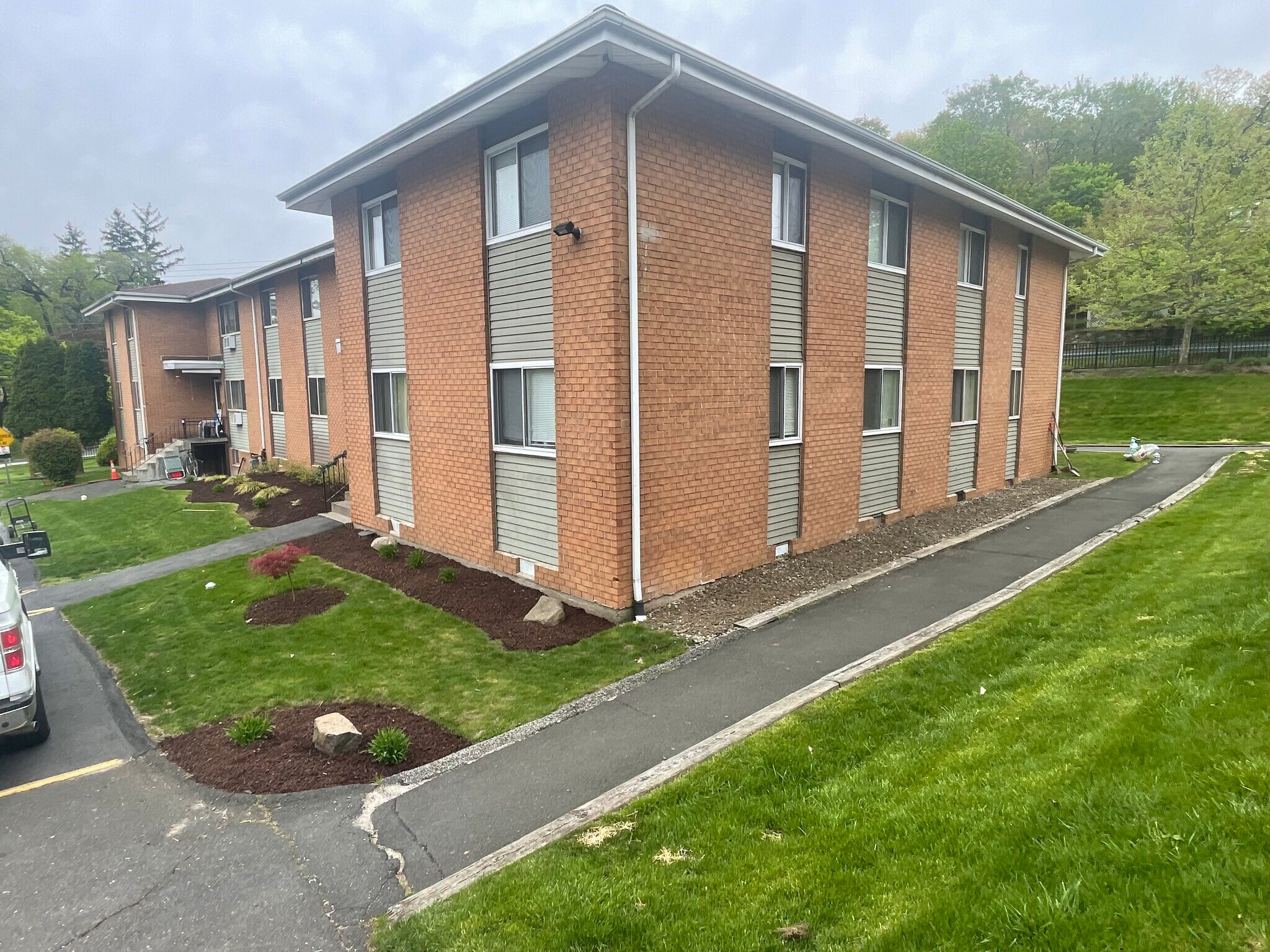 Building Photo - 18 Waldron Ave