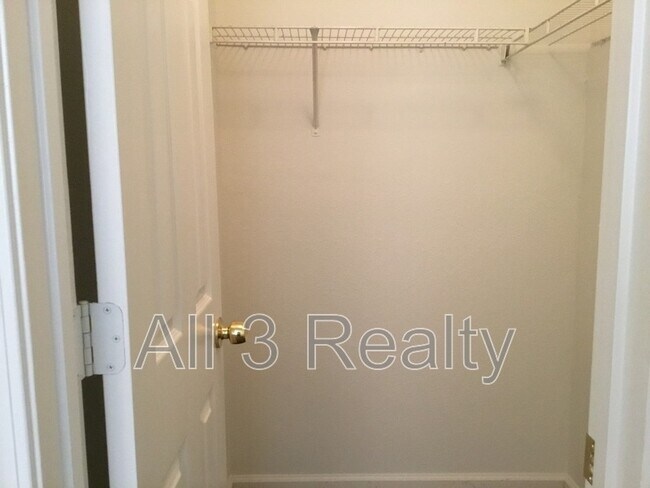 Building Photo - 4132 Ravenwood Ct