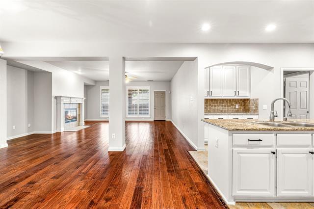 Building Photo - 2727 Breezy Point Ln
