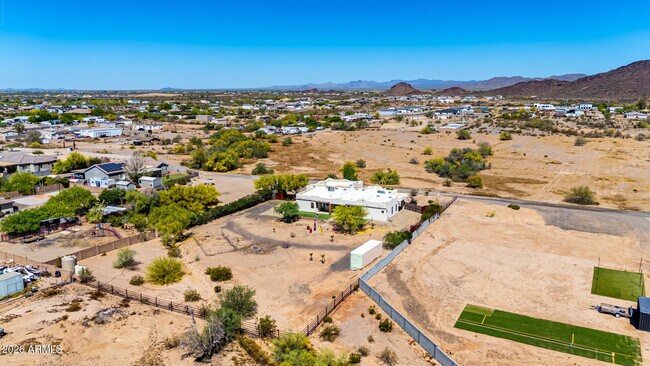 Building Photo - 15225 W Frontier Dr