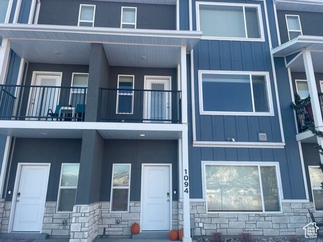 Building Photo - 1094 N 1840 W