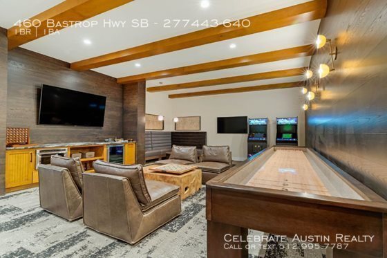 Building Photo - Brand New East VUE Ranch