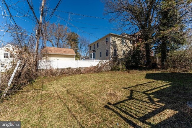 Building Photo - 4607 N Carlin Springs Rd