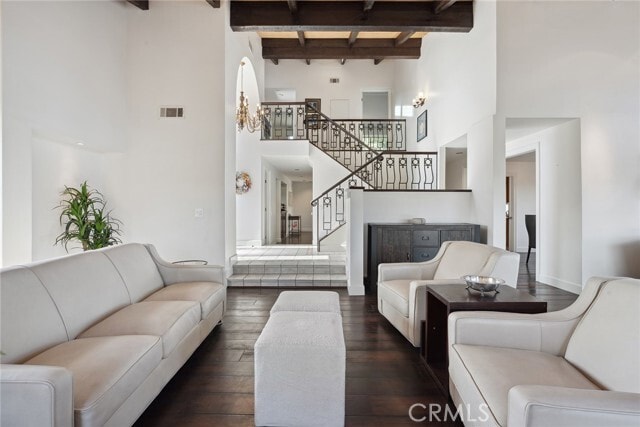Building Photo - 4372 Park Vicente