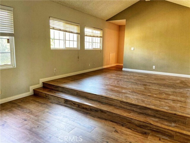 Building Photo - 1830 N Fairgreen Dr