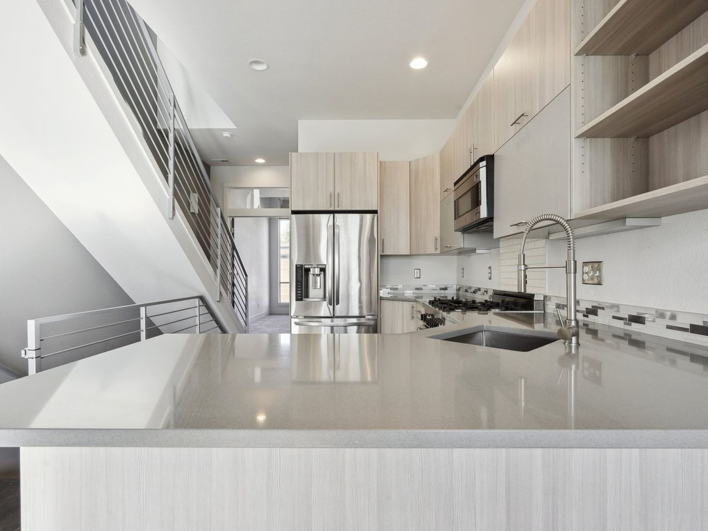 Building Photo - 1030 W 37th Ave