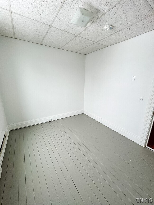 Building Photo - 911 State St