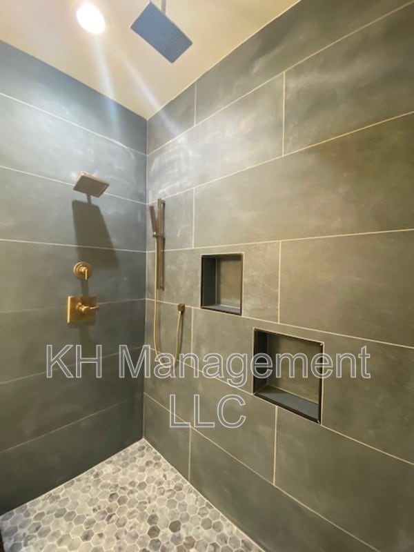 Building Photo - 1309 S 23rd St