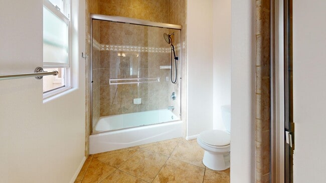 Building Photo - COASTAL Living | Blocks from the beach