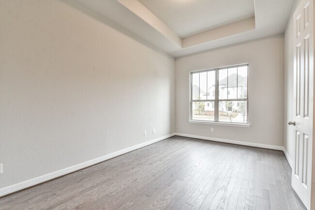 Building Photo - 27124 Regal Scott Dr