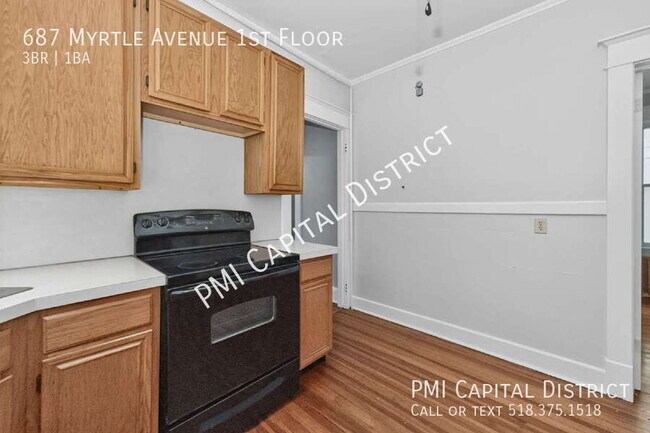 Building Photo - 687 Myrtle Ave