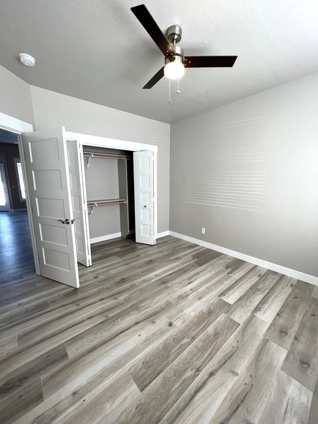 Building Photo - 3021 NW Mount Thielsen Dr