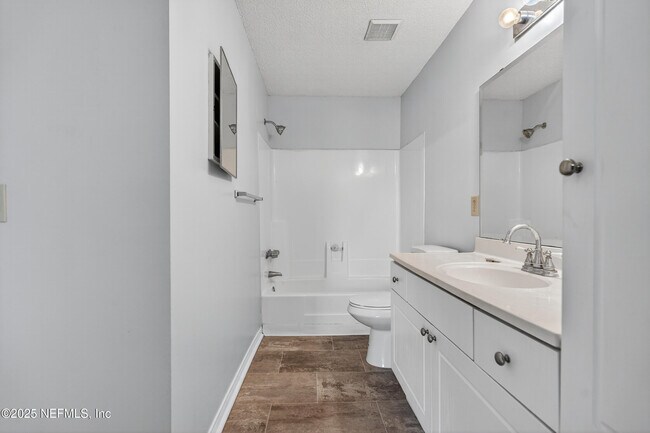 Building Photo - 10200 Belle Rive Blvd