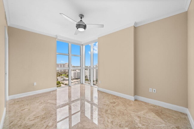 Building Photo - 101 S Fort Lauderdale Beach Blvd