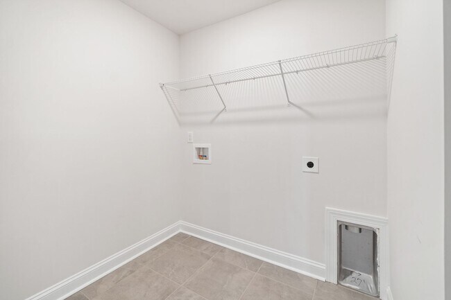 Building Photo - 408 Preston Rd