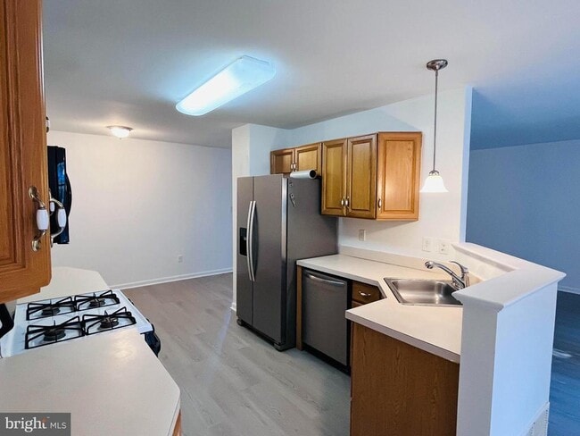 Building Photo - 204 Beckington Ct