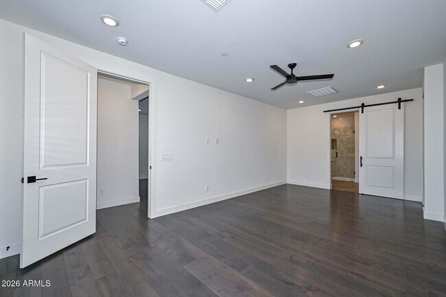 Building Photo - 11300 N Casa Dega Dr