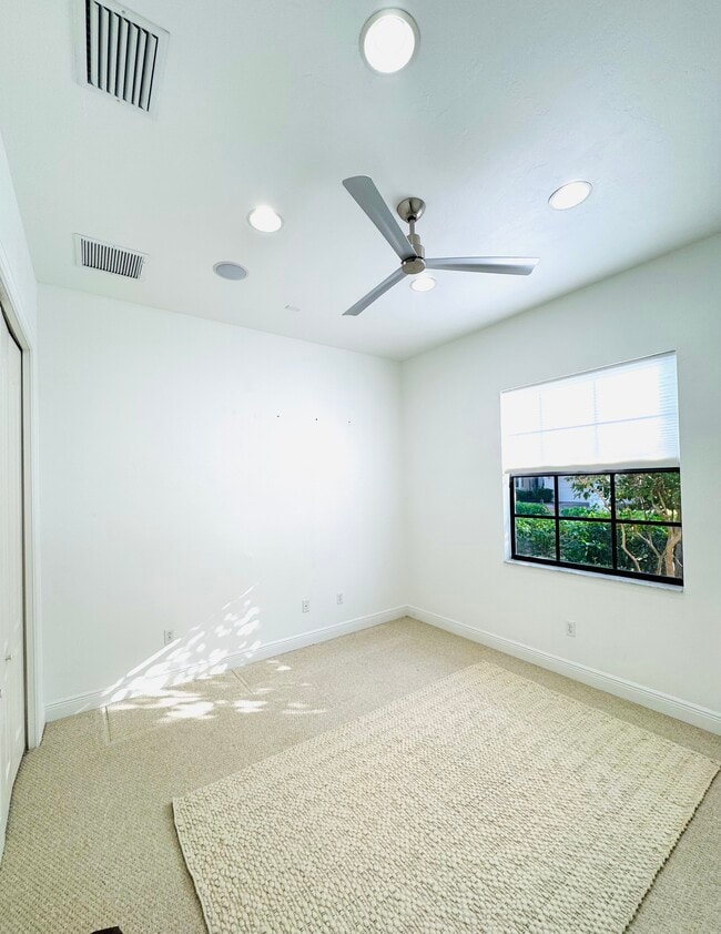 Building Photo - 21670 Red Latan Way