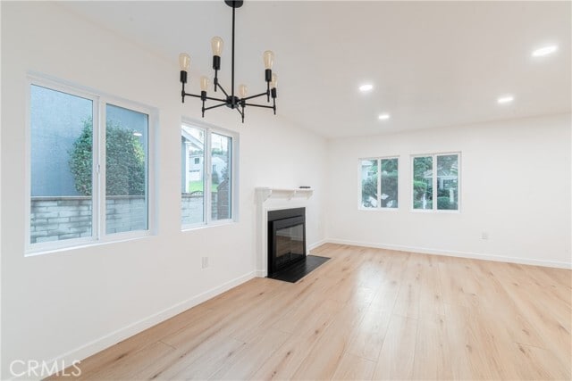 Building Photo - 2304 Roark Dr