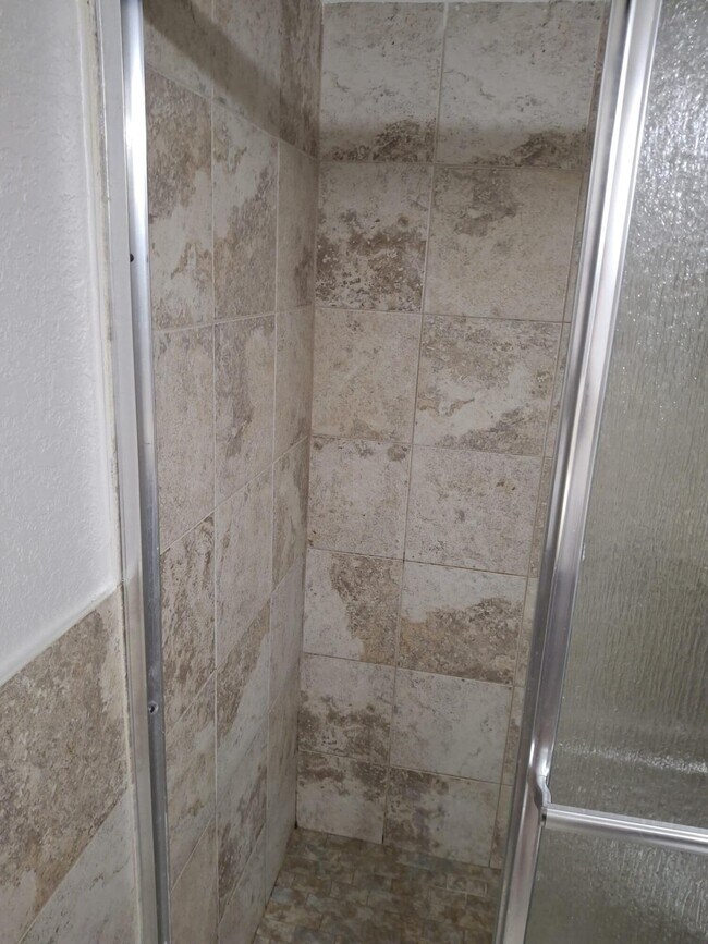 Building Photo - 3238 Coral Lake Ln