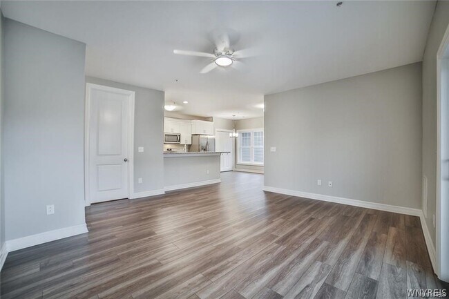 Building Photo - 275 Northill Dr