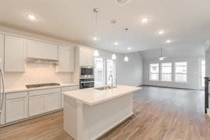 Building Photo - 8482 Int'l Fls Dr