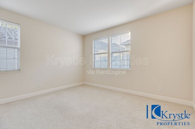 Building Photo - 6335 Newhaven Ln