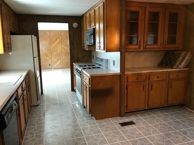 Building Photo - 4950 Milliorn Ranch Rd