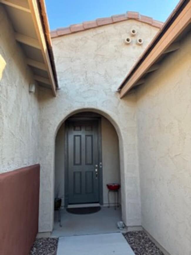 Building Photo - STUNNING NEWER HOME- GATED