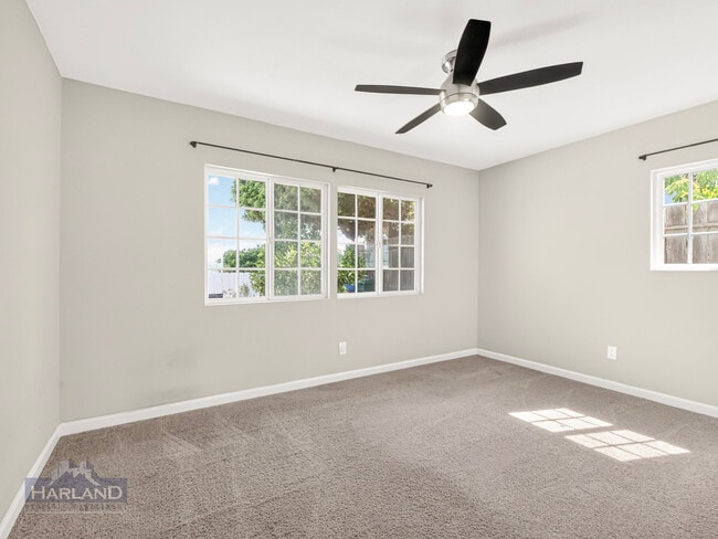 Building Photo - 5580 Dream St