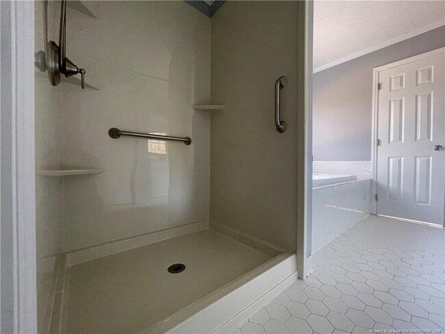 Building Photo - 6311 Nakoma Way