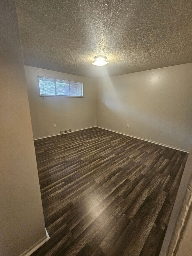 Building Photo - 13LAN257