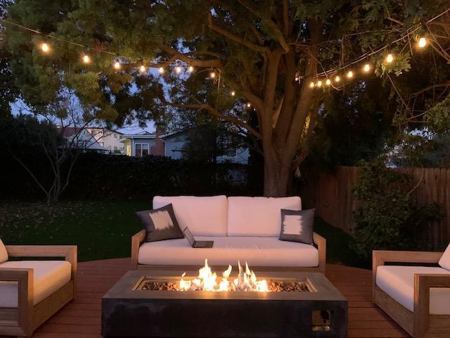 Building Photo - 3520 S Bentley Ave