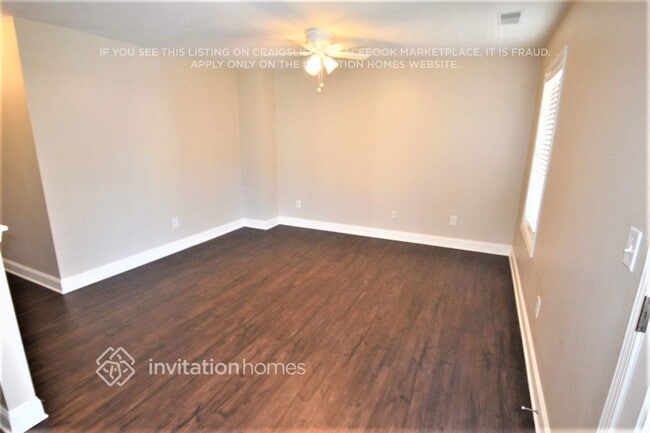 Building Photo - 128 Cloister Ln