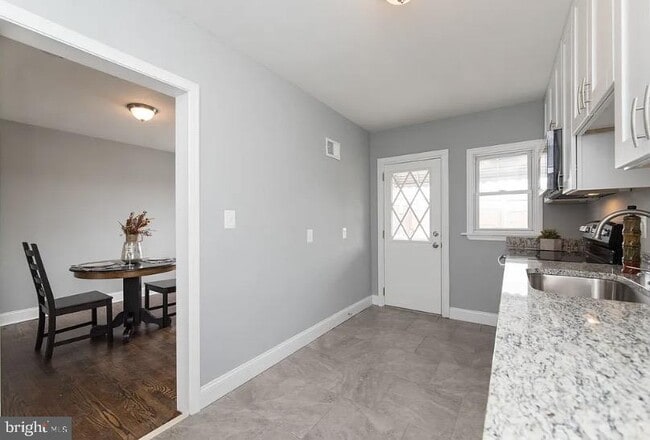 Building Photo - 1224 Winston Ave