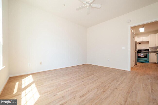 Building Photo - 1521 Spring Gate Dr.