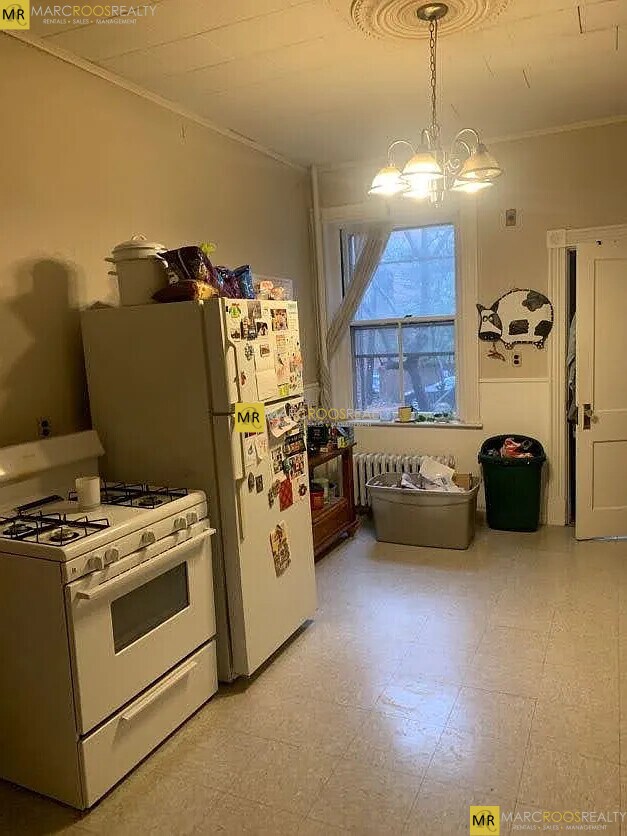 Building Photo - 12 Euston St