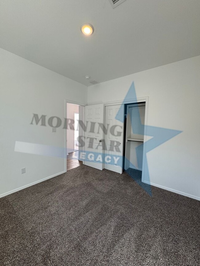 Building Photo - 3 New Construction - Move in Ready!