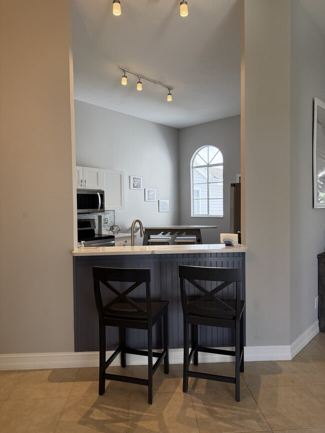 Building Photo - 2571 Citrus Lake Dr