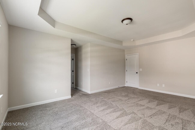 Building Photo - 300 Waylon Wy