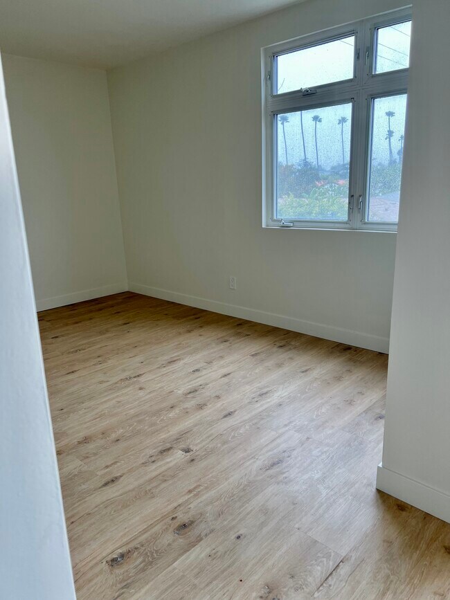 Building Photo - 900 Euclid St