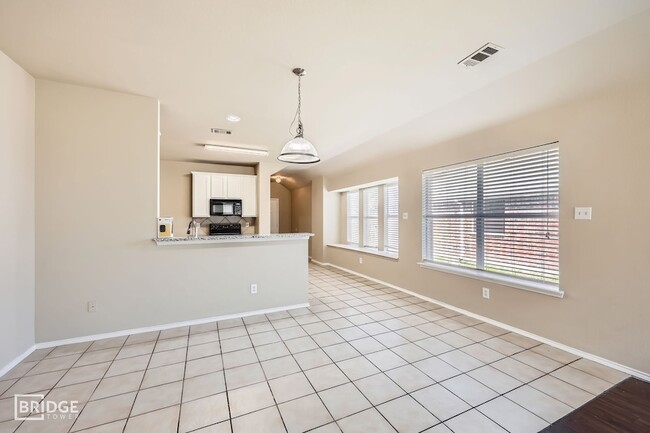 Building Photo - 2021 Cobblestone Trail