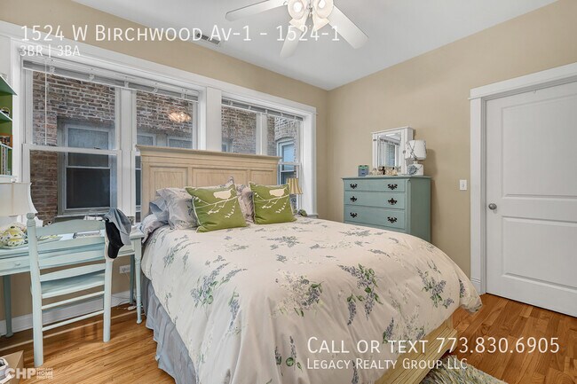 Building Photo - 1524 W Birchwood Ave