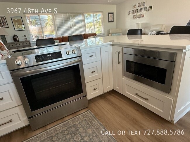 Building Photo - 3967 48th Ave S