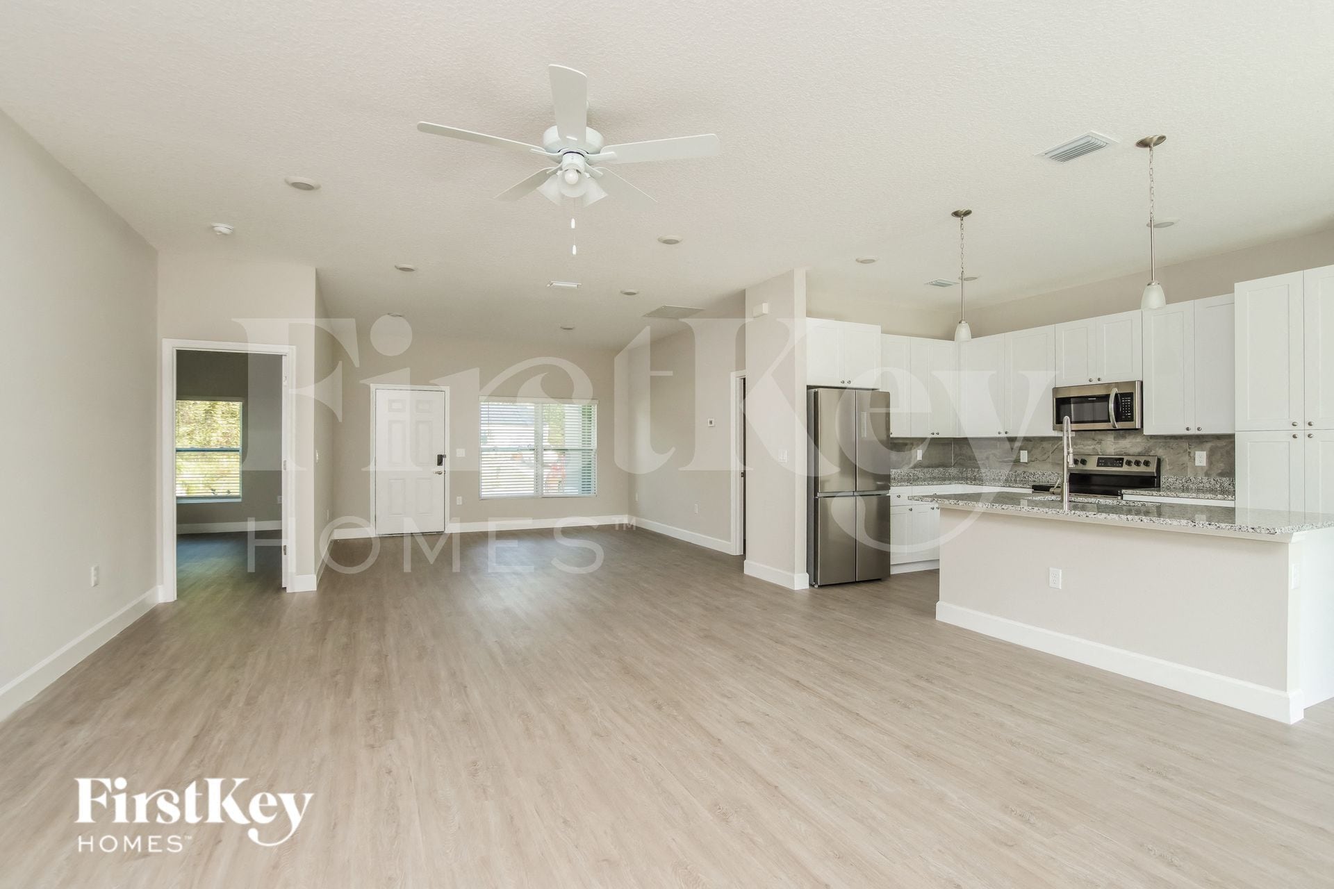 Building Photo - 664 Weaver Rd SW