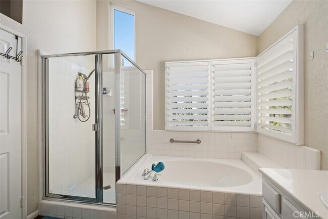 Building Photo - 20891 Porter Ranch Rd