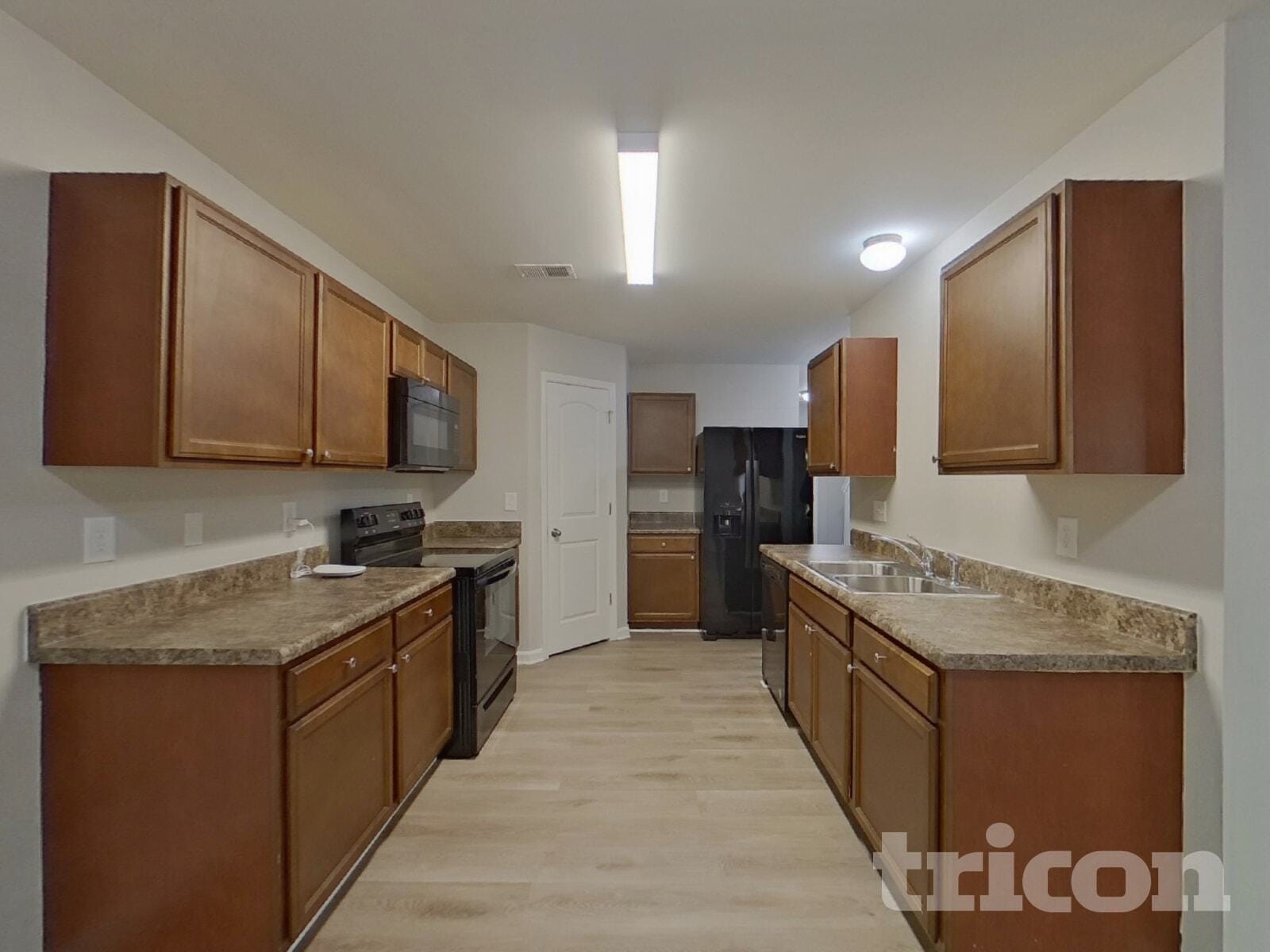 Building Photo - 318 Cedar Ridge