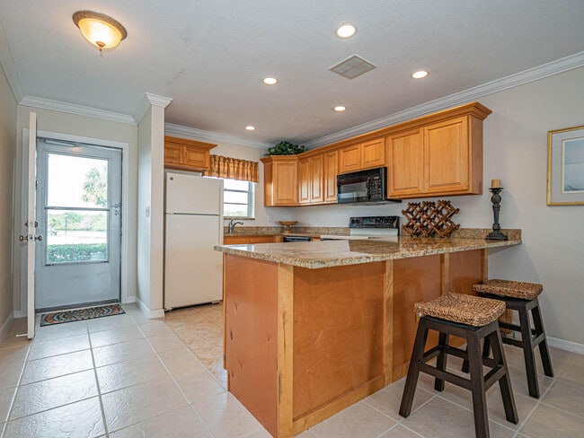 Building Photo - 2800 Indian River Blvd