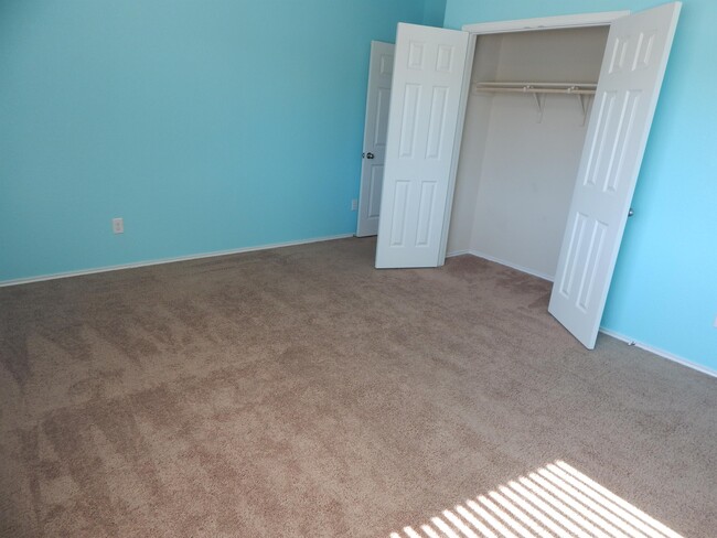 Building Photo - 1310 Stonewall Ridge