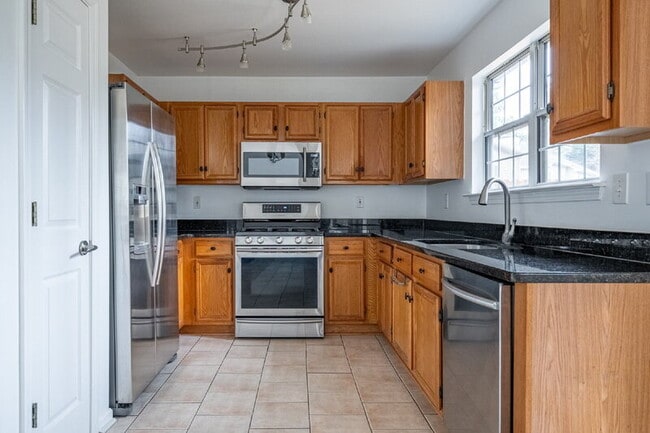 Building Photo - 1185 Arborhill Ln